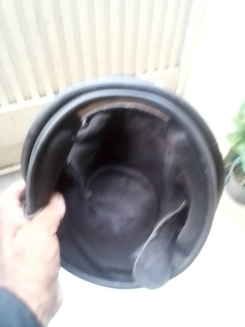 Helmete 2