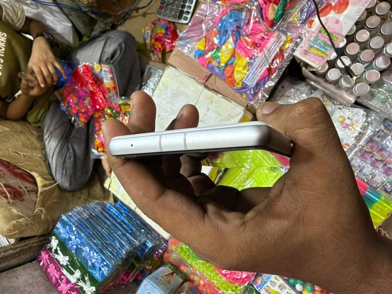 Google Pixel 7a 6