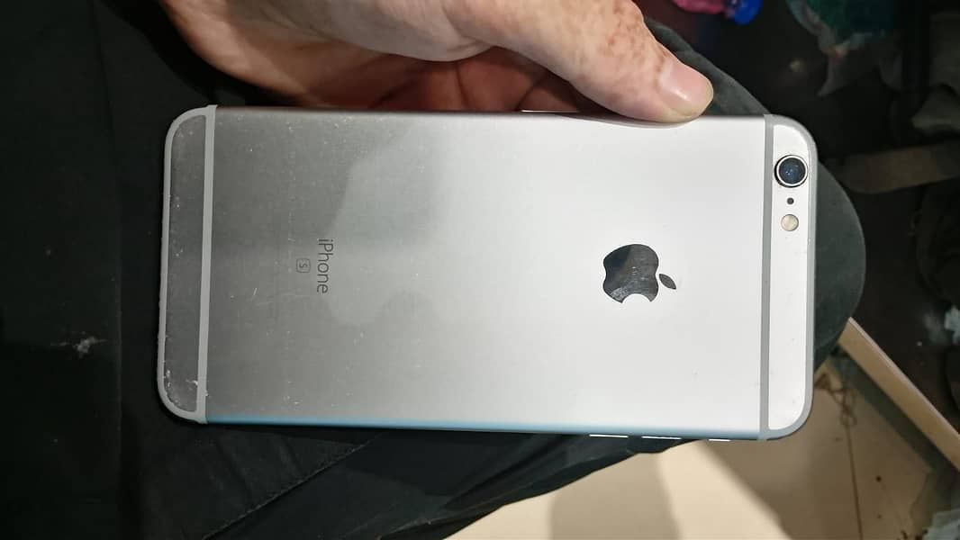 Apple iPhone 6S Plus 5