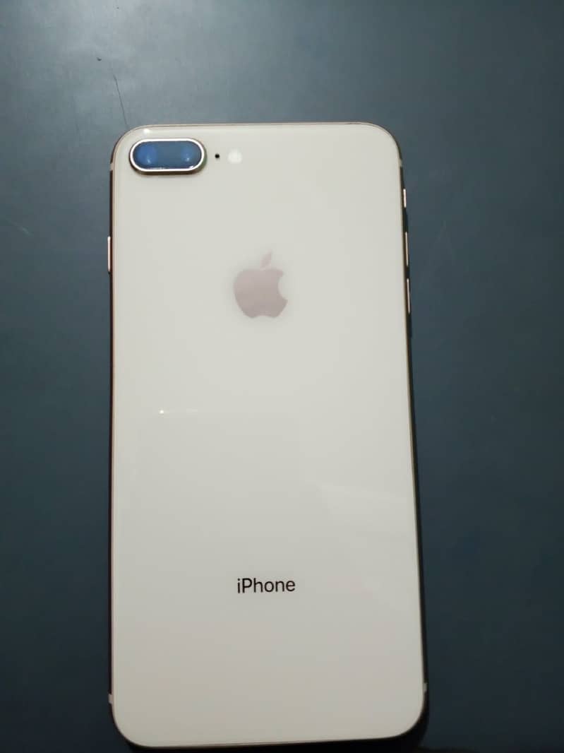 Apple iPhone 8 Plus 0