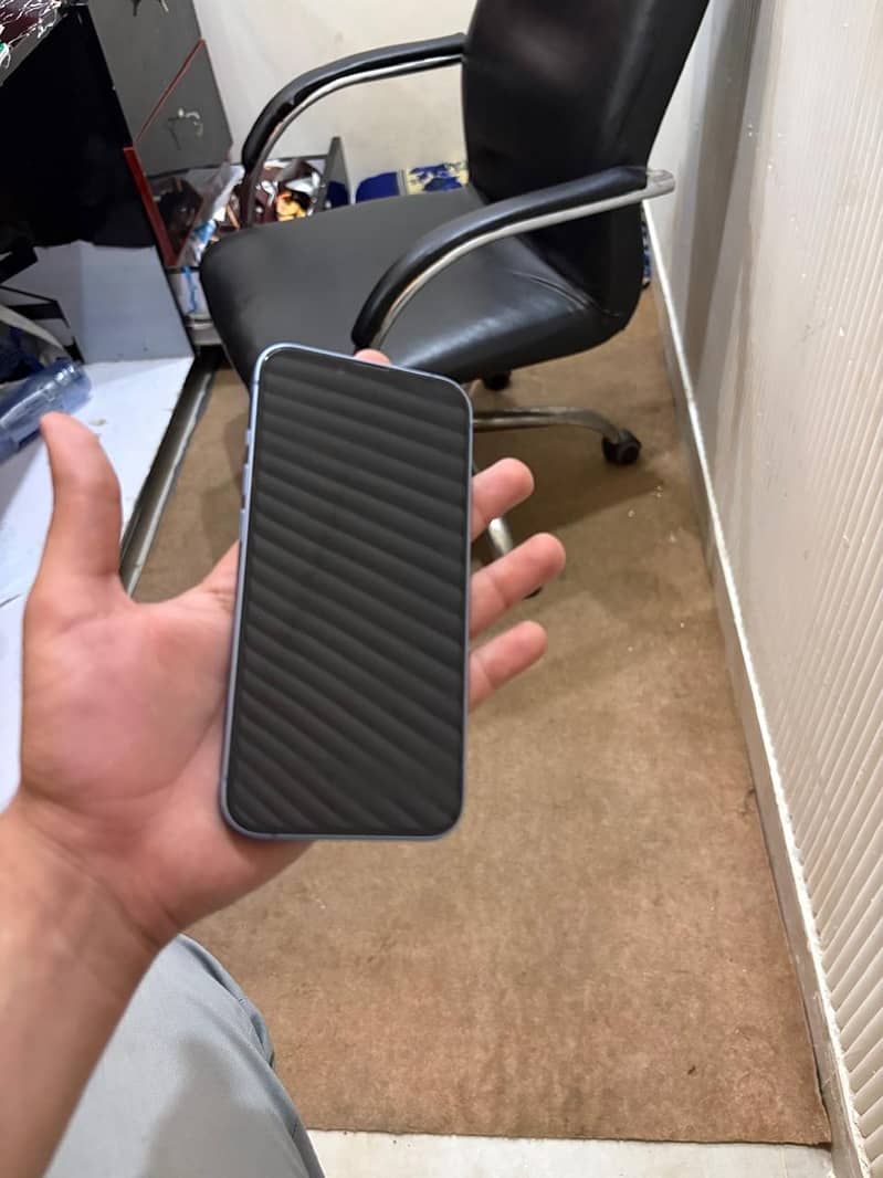 Apple iPhone 14 1