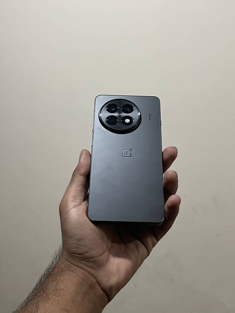 Oneplus 13R / Ace 5 0
