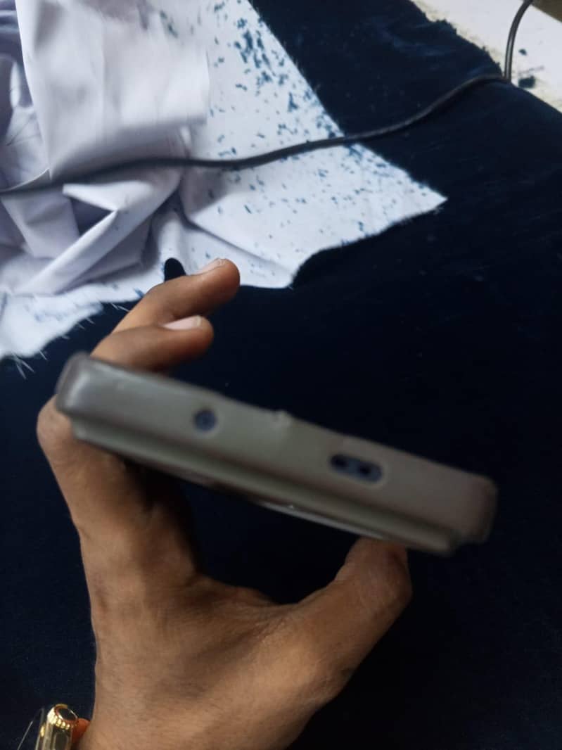 Infinix Note 40 2