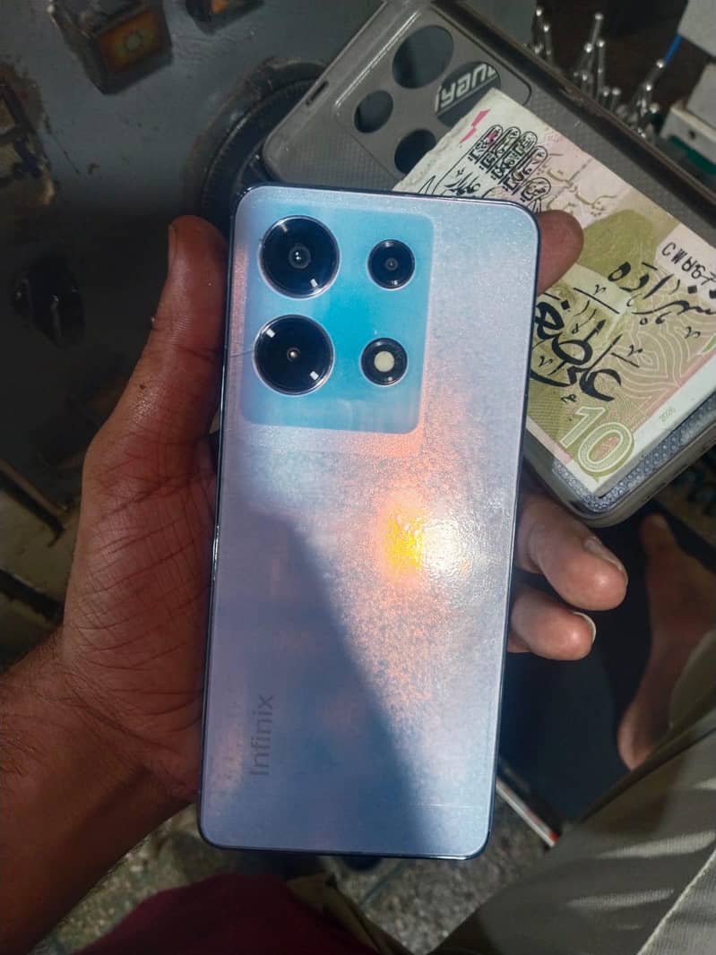 Infinix Note 30 5