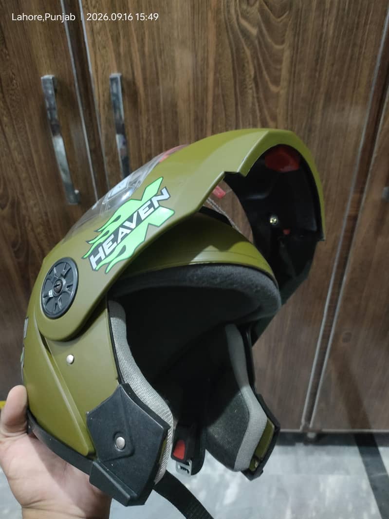 Flip up helmet 7
