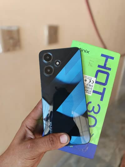 Infinix Hot 30 Play