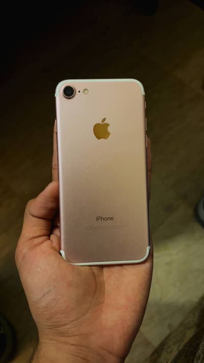 Apple  iPhone 7 factory unlock 32gb 10/9.5 like new phone 