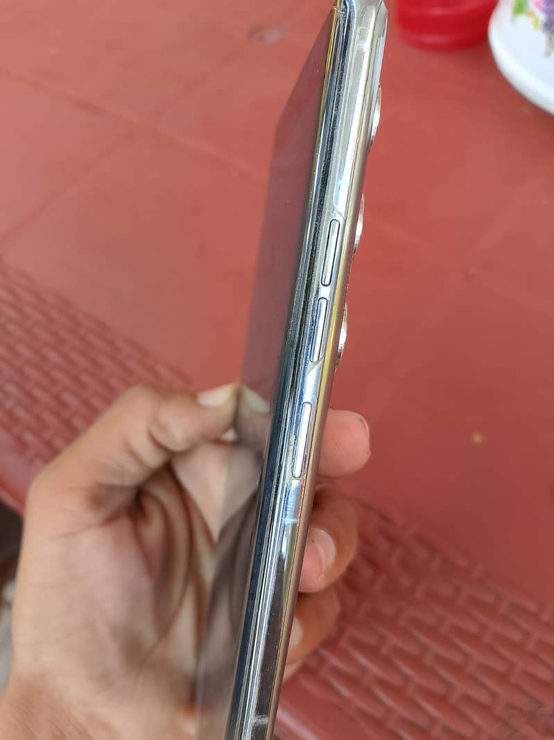 Tecno camon 40 pro 2