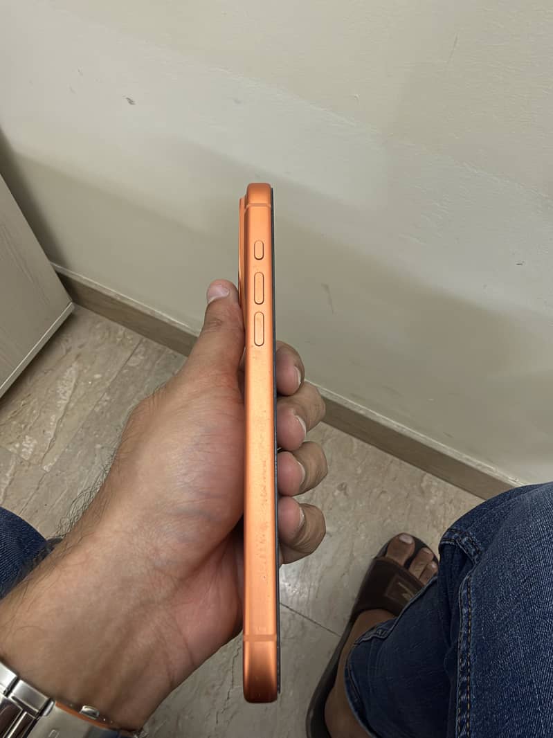 Apple iPhone 17 Pro Max 3