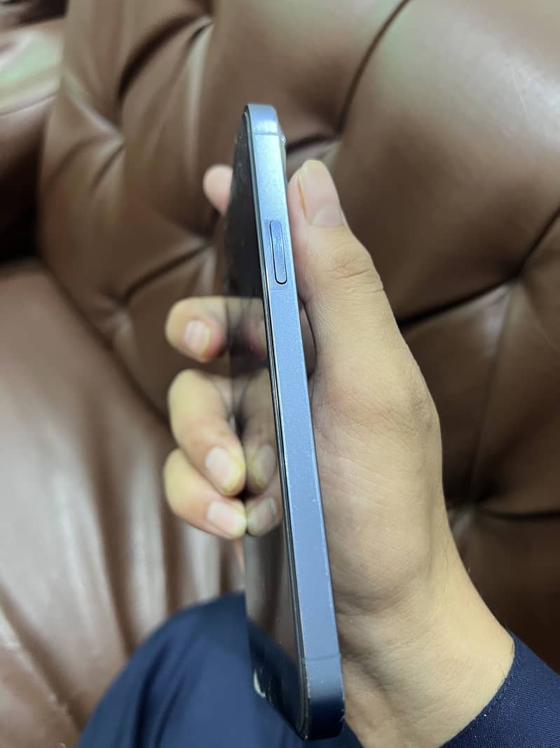 Apple iPhone 13 Pro Max 1