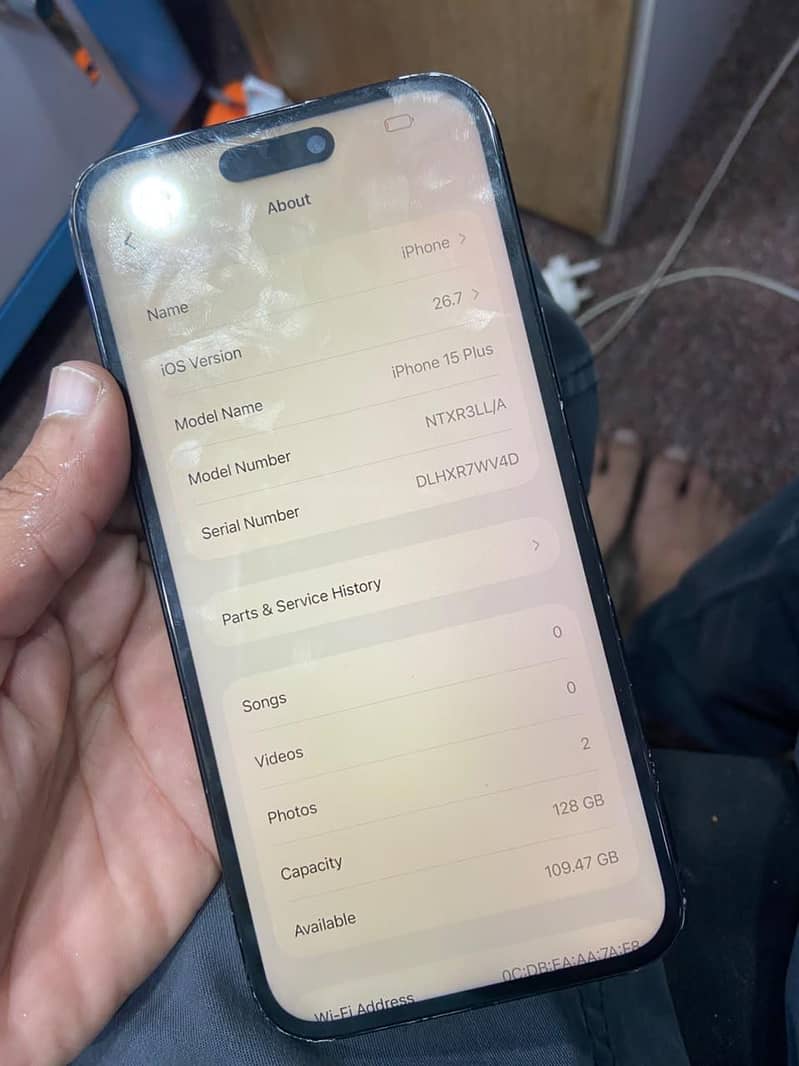Apple iPhone 15 plus 2