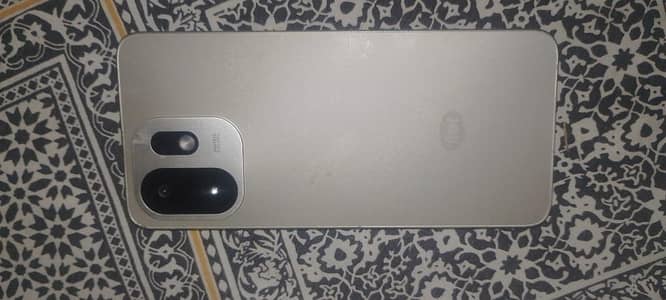 Itel City 100
