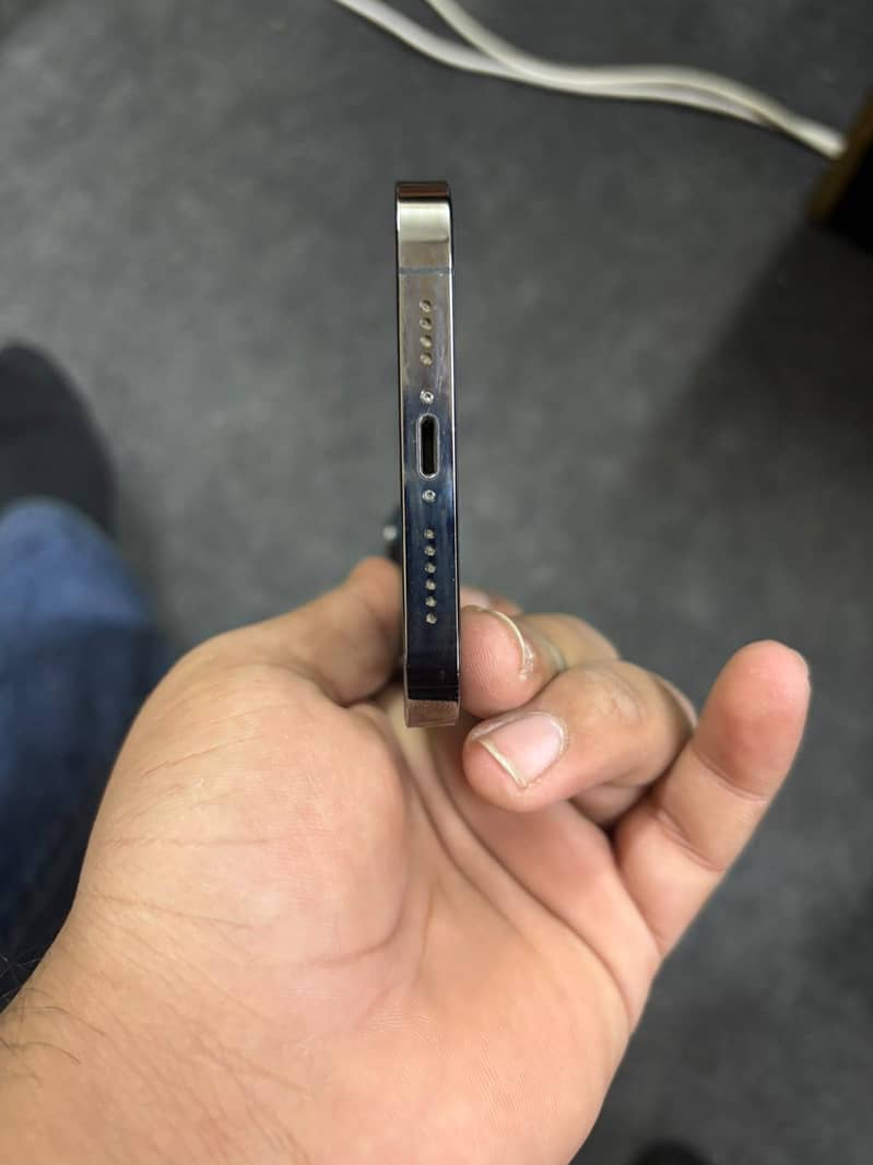 Apple iPhone 13 Pro Max 5