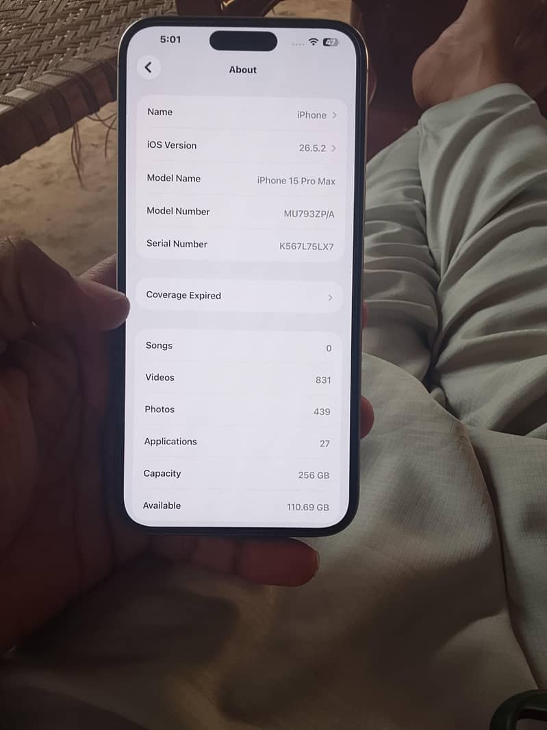 Apple iPhone 15 Pro Max 3
