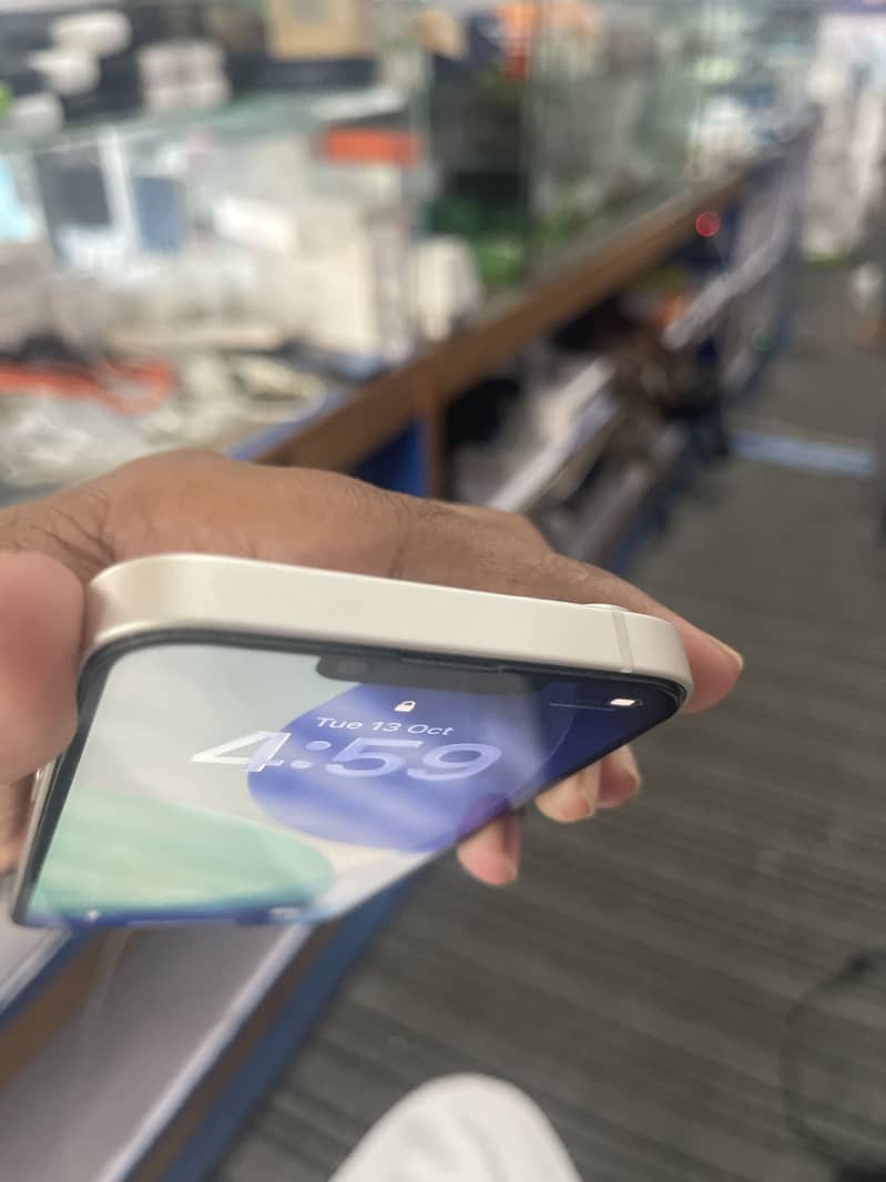 Apple iPhone 14 2