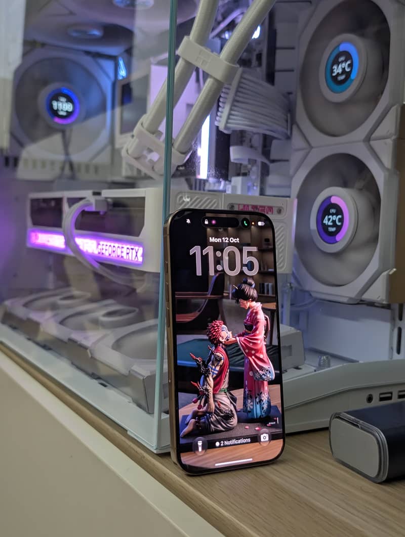 Apple iPhone 16 Pro 3