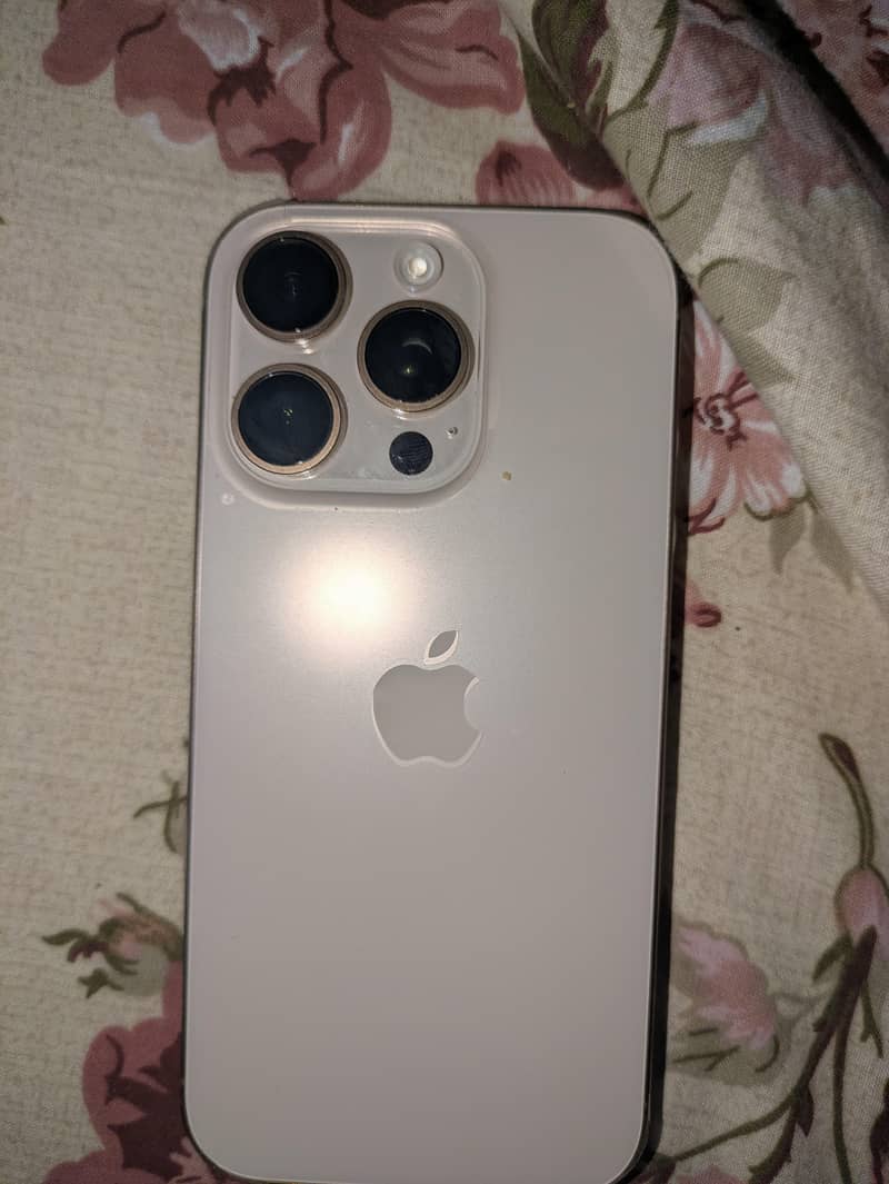 Apple iPhone 16 Pro 2