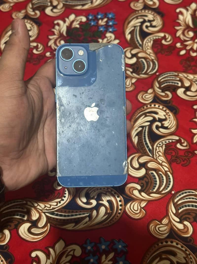 Apple iPhone 13 5