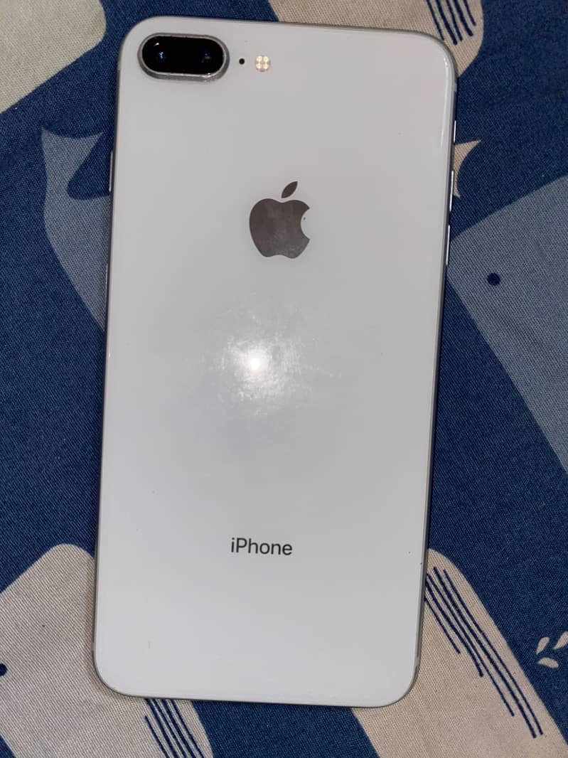 Apple iPhone 8 Plus 0