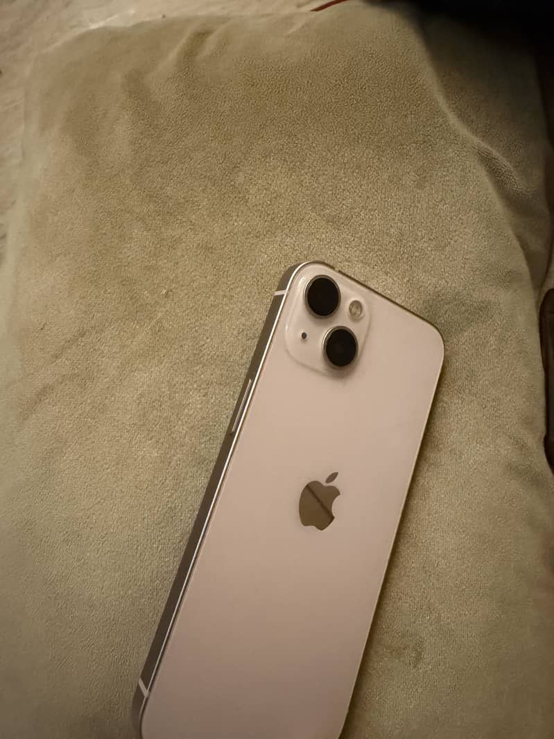 Apple iPhone 13 1