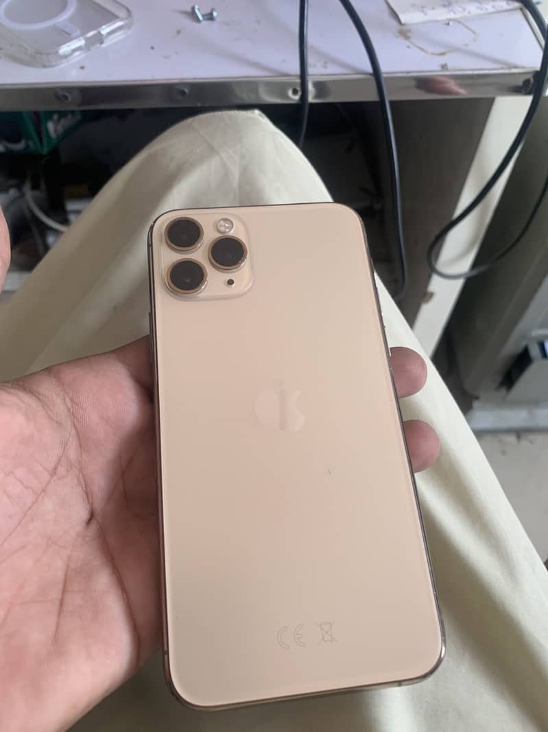 Apple iPhone 11 Pro 3