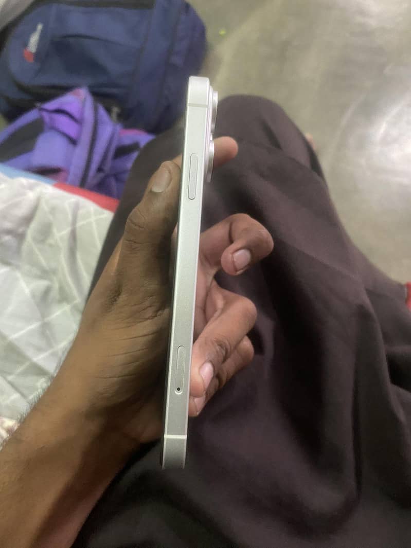 Apple iPhone XR 3