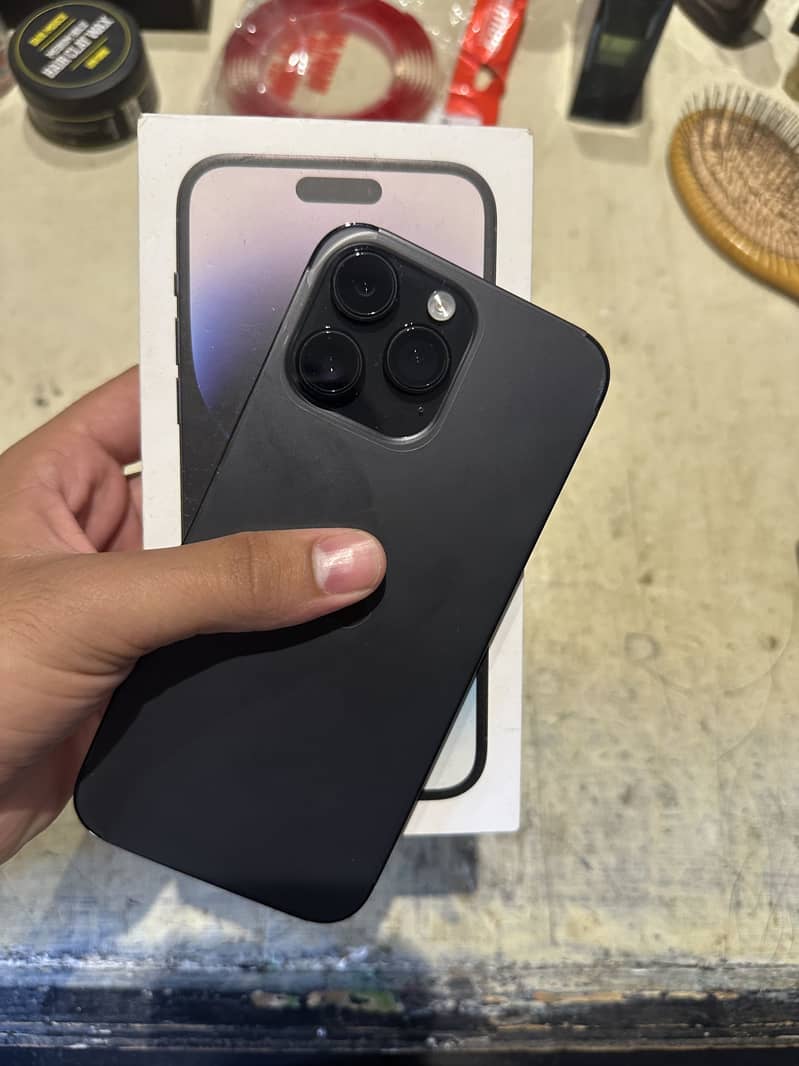 Apple iPhone 14 Pro Max 0