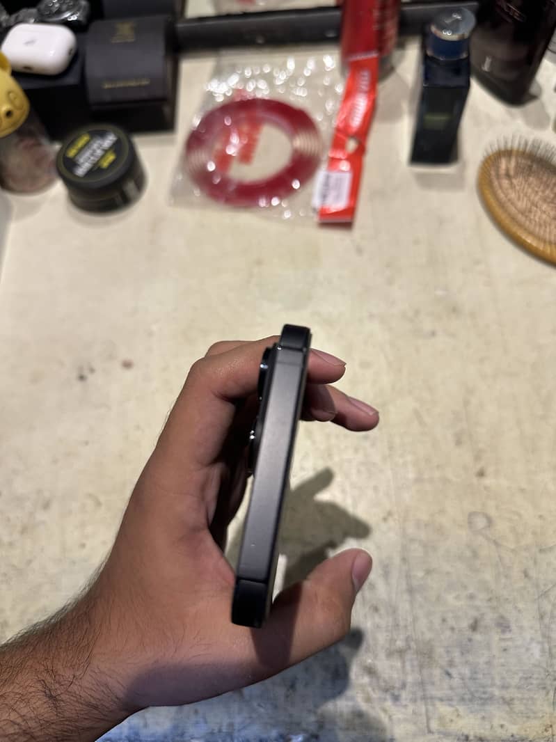 Apple iPhone 14 Pro Max 2