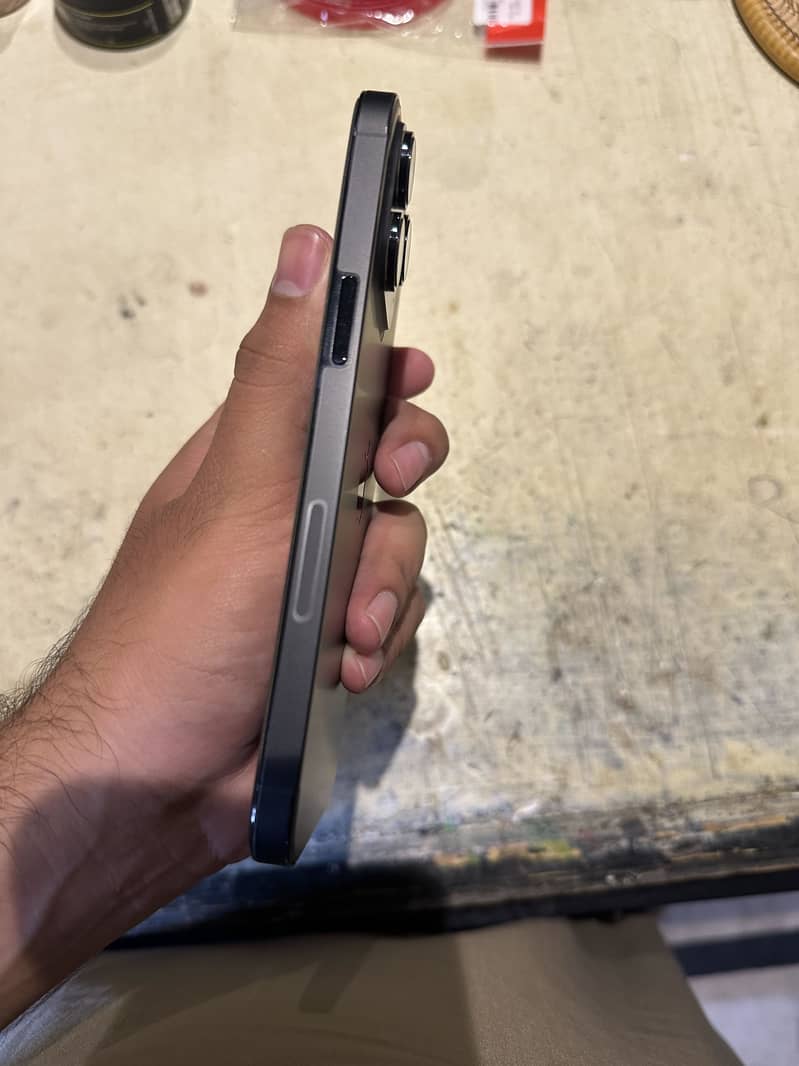 Apple iPhone 14 Pro Max 3