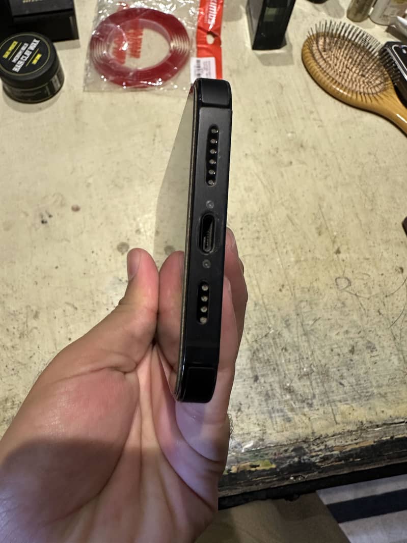 Apple iPhone 14 Pro Max 6
