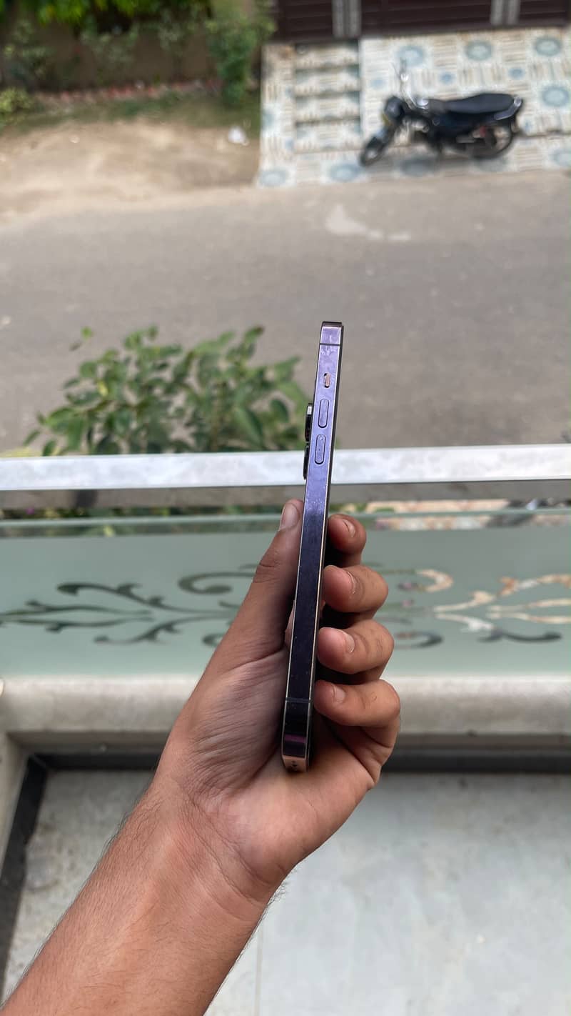 Apple iPhone 14 Pro Max 5