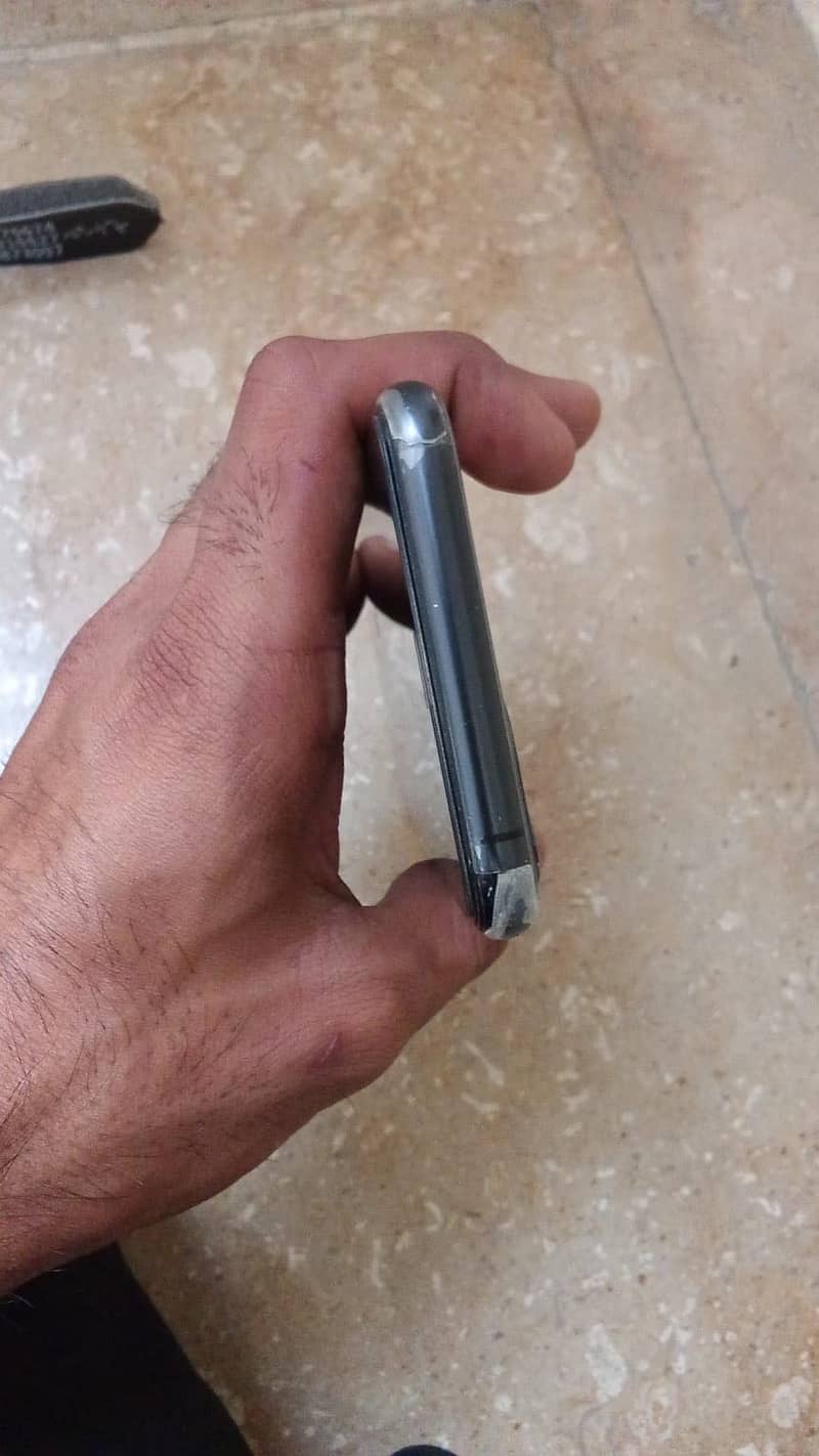 Apple iPhone 11 Pro 5