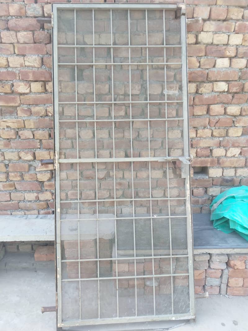 Door Iron 1