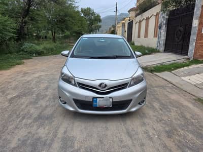 Toyota Vitz 2012