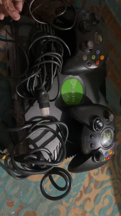 Original Xbox Classic with 2 Original Controllers - Working Condition