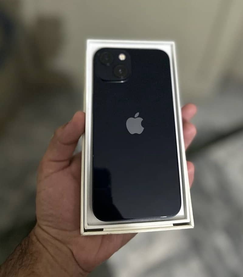 Apple iPhone 13 3