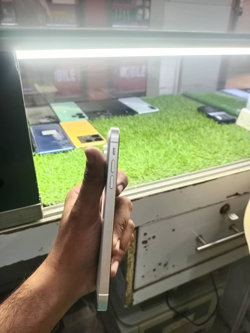 Apple iPhone 17 Pro 5