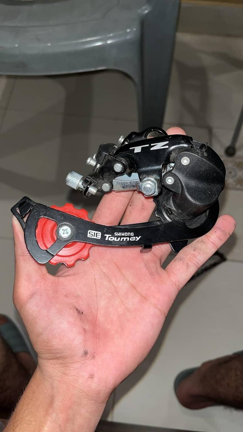 Bicycle gear shift assembly 1