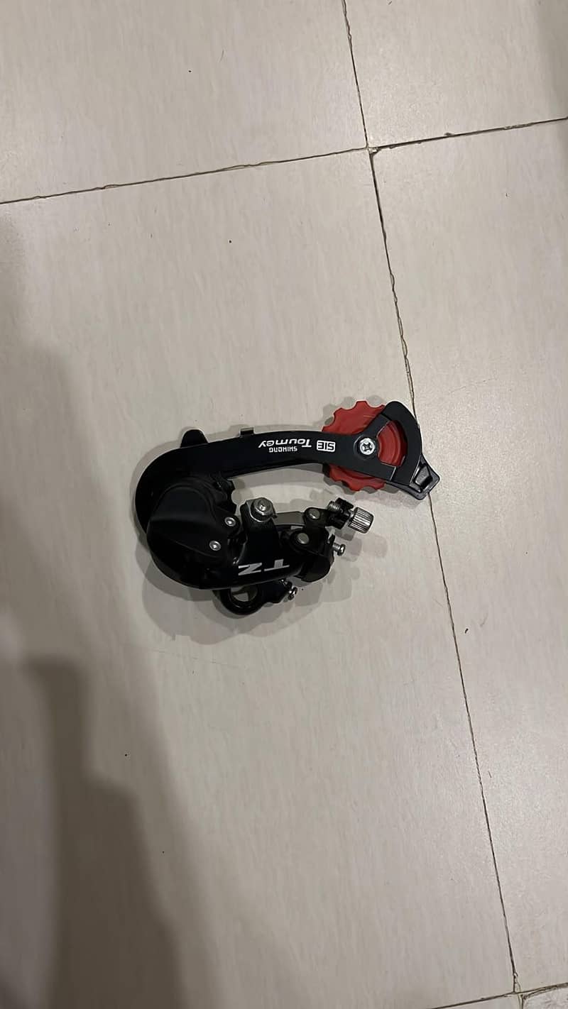 Bicycle gear shift assembly 8