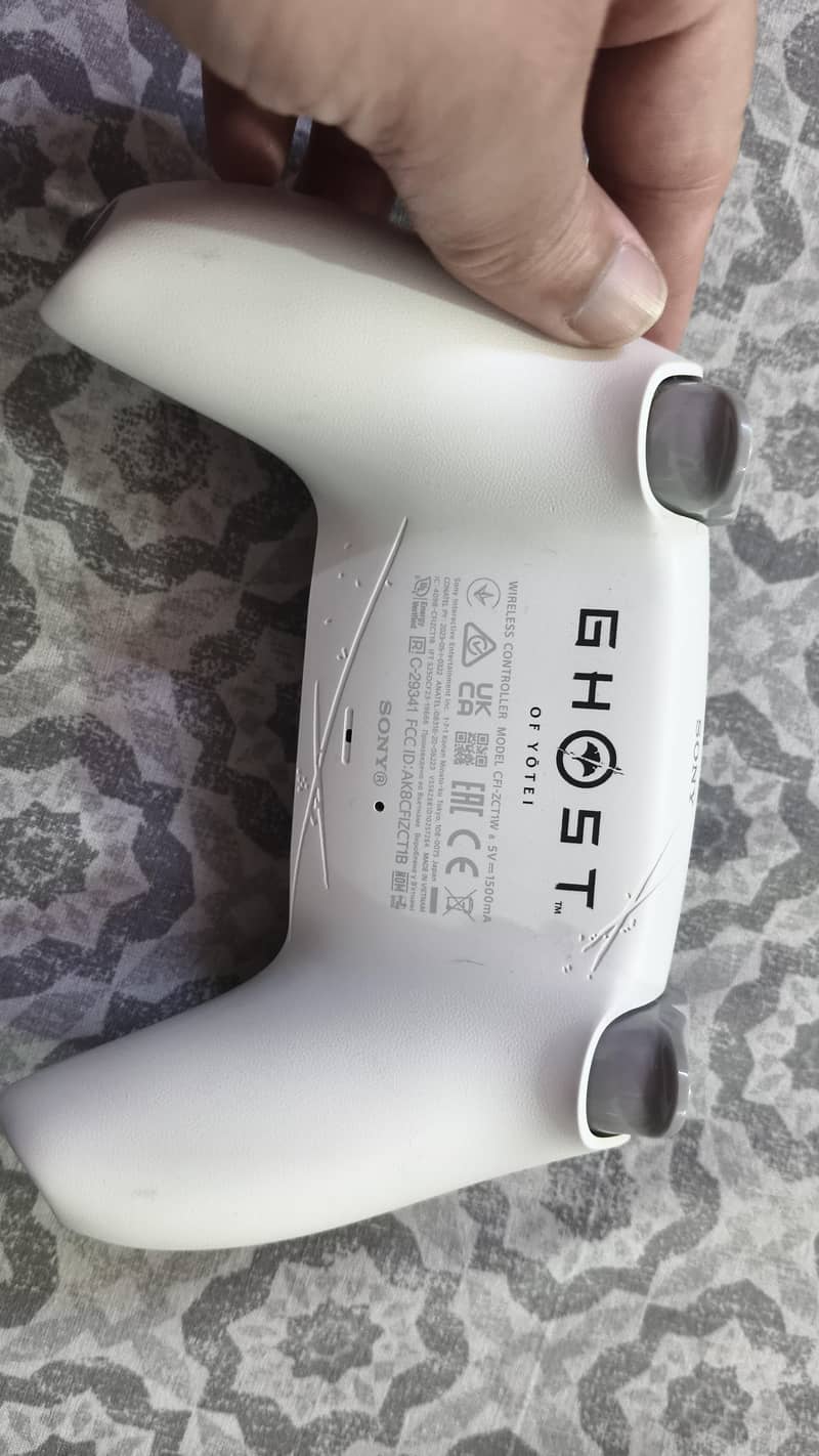 Sony PS5 Limited Edition Controller 5