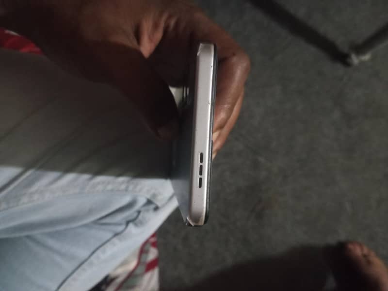 Tecno Spark Go 0