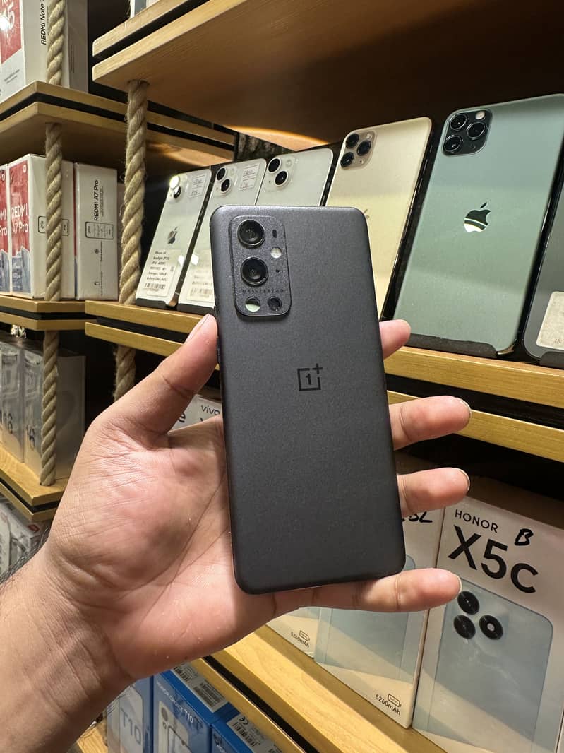 One Plus 9 Pro 3