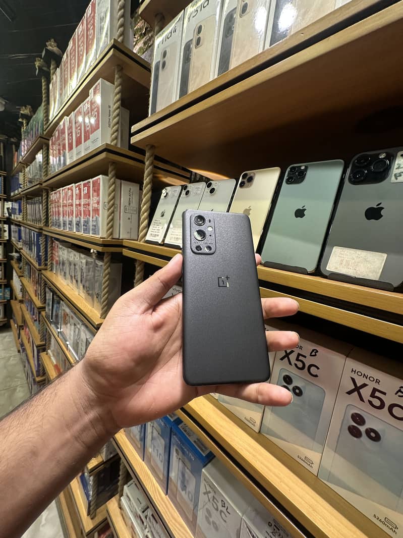 One Plus 9 Pro 4