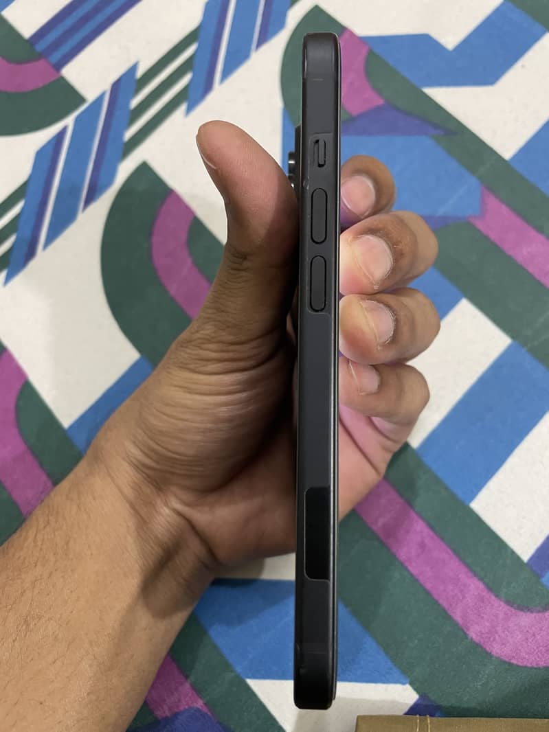 Apple iPhone 15 10/10 6