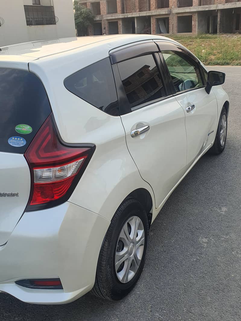 Nissan Note E Power 2018 3