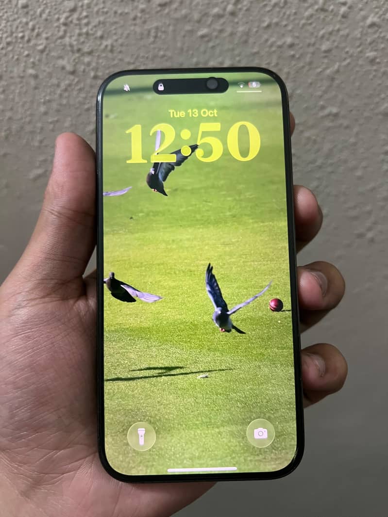 Apple iPhone 15 Pro 3