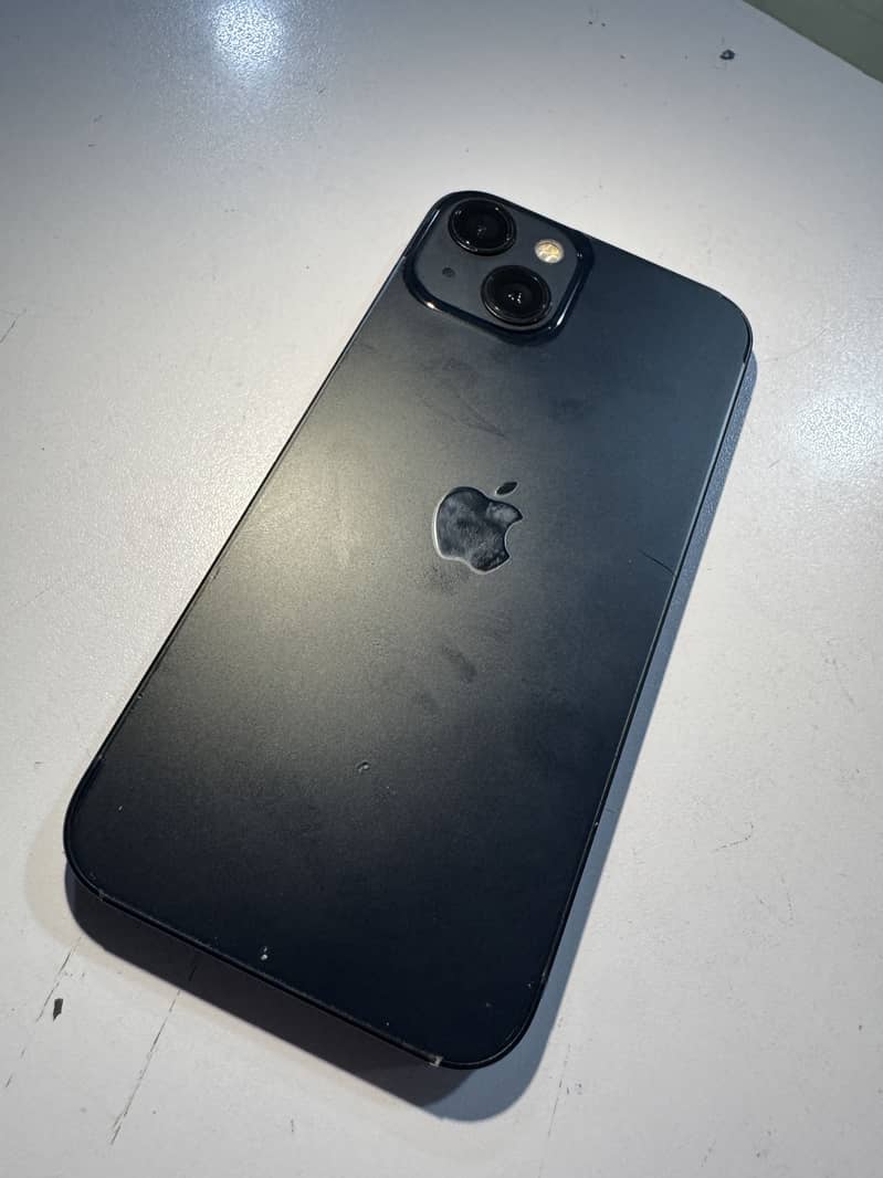 Apple iPhone 13 1