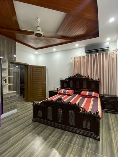 10 Marla Ground plus Basment available for rent