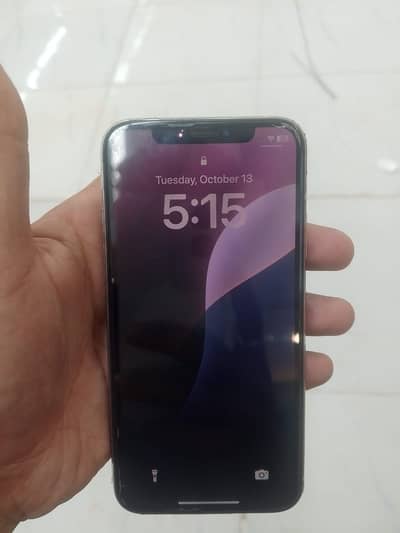 Apple iPhone XS