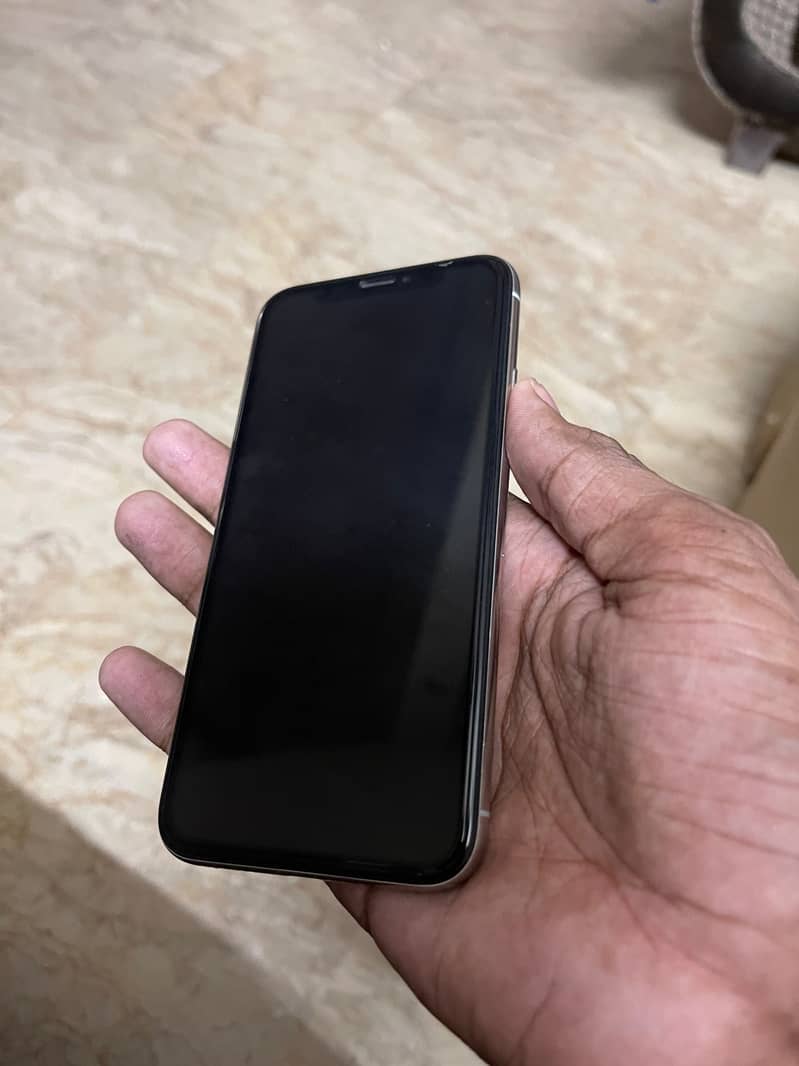 Apple iPhone X 1